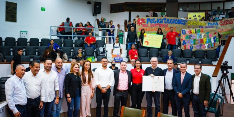 Asamblea de Risaralda exaltó labor social de la fundación Moi Pour Toi