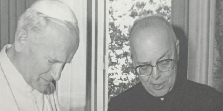 “El exorcista del Papa”: la historia del sacerdote italiano que inspiró la nueva película de Russell Crowe