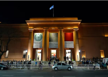 El Bellas Artes presenta 4 clásicos del cine nacional, al aire libre, por los 40 años de democracia