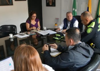 Alcalde Roberto Jiménez comenzó la transformación en la educación de la ciudad