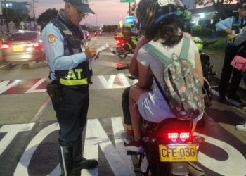 48 motociclistas fueron multados por no portar el chaleco reflectante