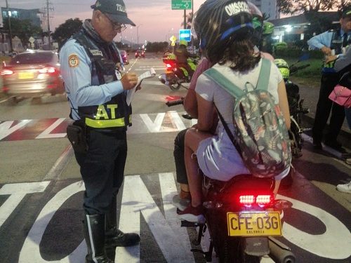48 motociclistas fueron multados por no portar el chaleco reflectante
