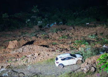 Declaran calamidad pública en Chocó por derrumbe en vía Medellín-Quibdó: 23 personas fallecidas y decenas de heridos
