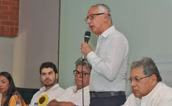 Ministro de Salud arremetió contra las EPS: “Si el negocio es tan malo, por qué no lo sueltan”