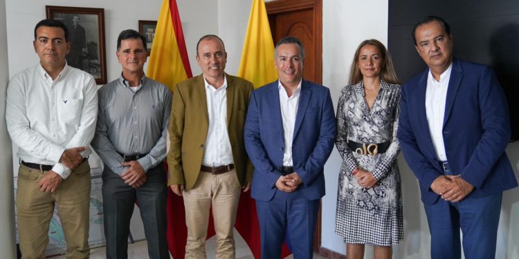 ASUME NUEVA GERENTE DE LA EMPRESA AGUAS Y AGUAS DE PEREIRA