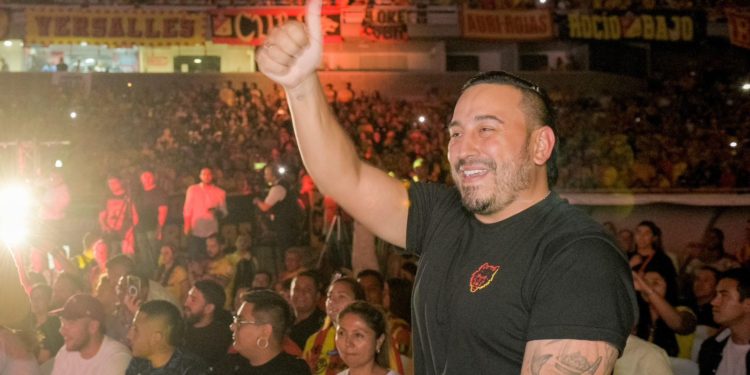 El Gobernador Juan Diego Patiño acompañó la presentación oficial del Deportivo Pereira