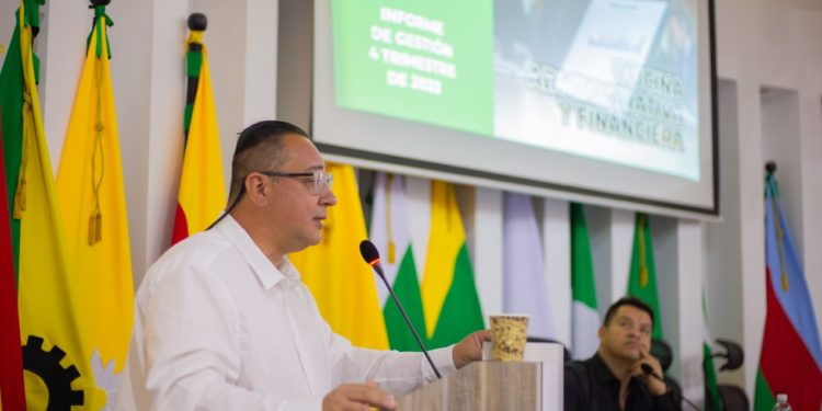 CONTRALOR DE RISARALDA RINDIÓ INFORME DE TRANSICIÓN EN LA ASAMBLEA DEPARTAMENTAL