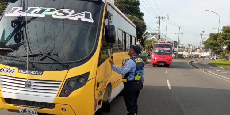 Campaña Pedagógica regula el transporte público en Dosquebradas