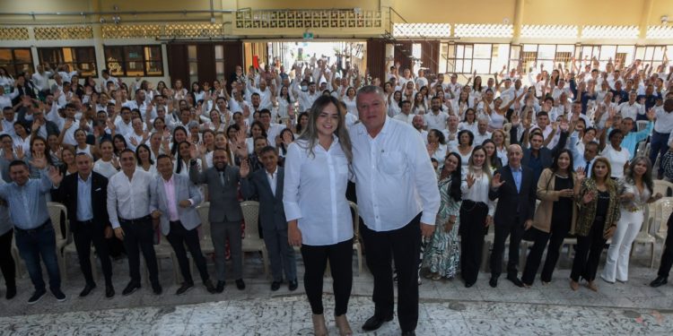 “La transformación de Dosquebradas la hacemos todos” dijo el alcalde Roberto Jiménez a sus funcionarios