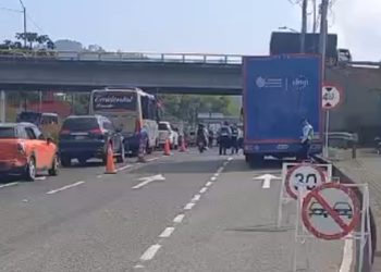 Tránsito de Dosquebradas hace pruebas de cámaras digitales que identifican en tiempo real la situación legal de los vehículos