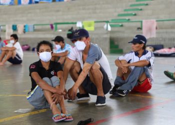 Dona con amor para un habitante de calle