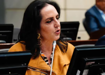 María Fernanda Cabal crítica al Gobierno y dice que “no han defendido a un solo menor de la guerrilla”