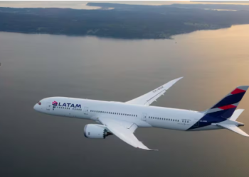 Una de las mayores expertas en seguridad aeronáutica analizó el incidente del avión de Latam con 272 personas a bordo: “Pudo ser catastrófico”