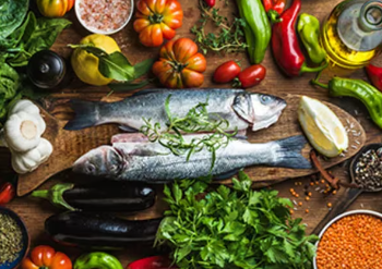 Comer sano ralentiza el envejecimiento y ayuda a proteger el cerebro de la demencia