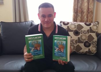 Entrevista a Carlos Jarquín compilador de CANTO PLANETARIO