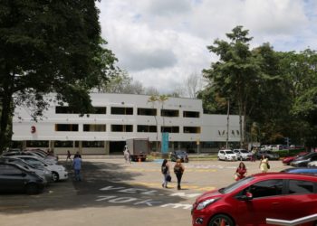 La oficina de Admisiones, Registro y Control Académico informa: