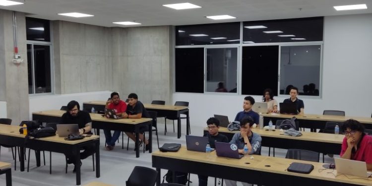 Fomentando la innovación y la creatividad: Semillero de Desarrollo de Videojuegos y Gamificación.   