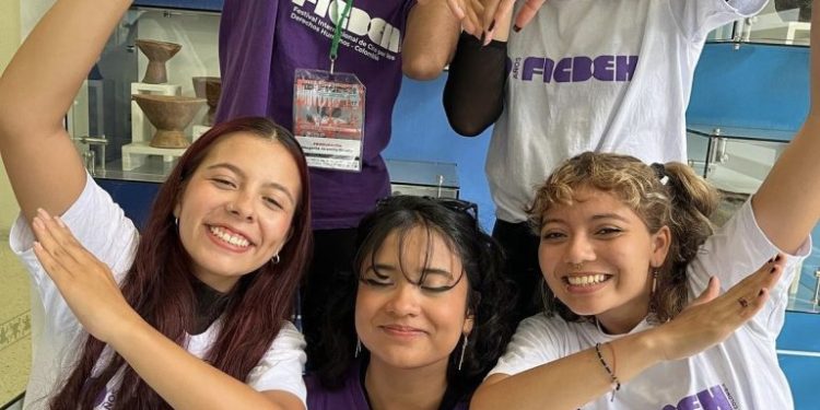 Colectivo ‘Sin Cuento’: Voces estudiantiles que rompen barreras y promueven la equidad de género 