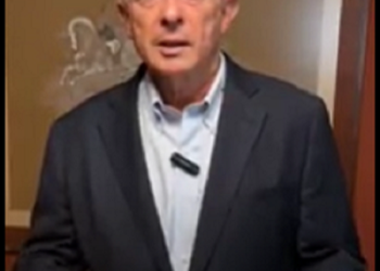 Uribe arremetió contra Iván Cepeda tras llamamiento a juicio en su contra: “Le perdonan todo”