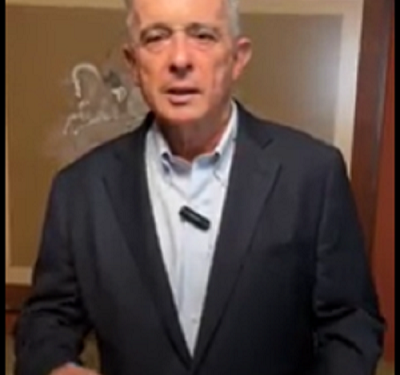 Uribe arremetió contra Iván Cepeda tras llamamiento a juicio en su contra: “Le perdonan todo”