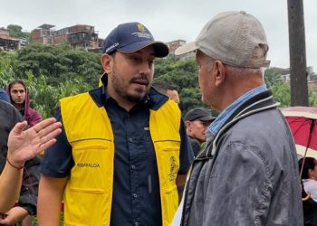 Gobernación tiene dispuestas 25 camionetas doble cabina para atender emergencia en el barrio La Esneda