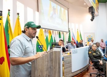 Gobernador compartió logros de siete meses de gestión, durante el cierre de sesiones de la Asamblea