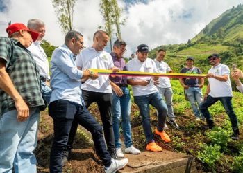 Gobernador entregó el Distrito de Riego en Guática, que fortalece la productividad en el campo