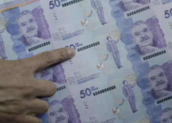 Declaración de renta en la Dian le saldrá mucho más cara en 2024 a las personas que ganen este tipo de salario