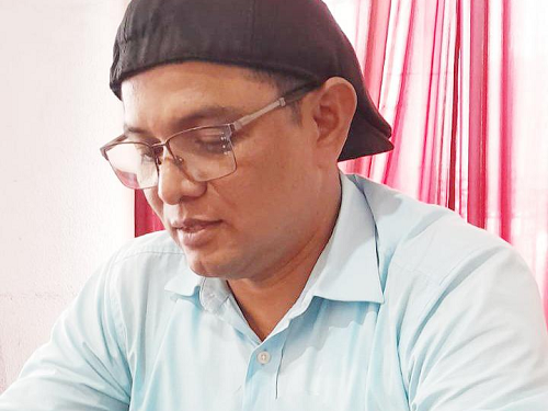 De la solidaridad y las palabras: la odisea literaria de Hermógenes L. Mora