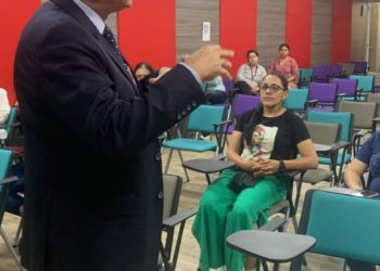 La UTP refuerza la transparencia y gestión institucional con capacitación sobre el sistema PQRS 