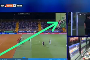 Nueva polémica del VAR: la jugada en donde Junior pidió penalti y el juez no lo sancionó por un fuera de lugar inexistente