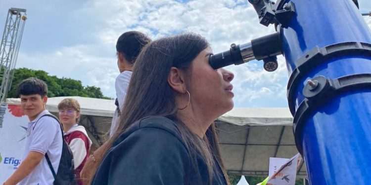 Observemos el Sol por Telescopio: el evento más llamativo de la Feria del Libro para los amantes de la astronomía