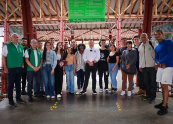 La CARDER y jóvenes de Risaralda en alianza clave para la educación y liderazgo ambiental en la región