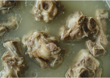 Cómo hacer gelatina casera de huesos para impulsar la producción de colágeno