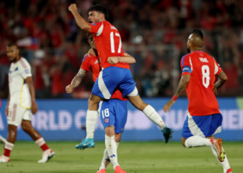 Chile goleó 4-2 a Venezuela en un duelo clave y todavía sueña con clasificar al Mundial 2026