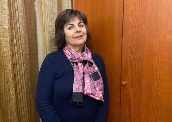 Poemas y biografía de la poeta italiana Concetta La Placa