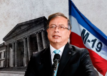 Petro volvió a defender la bandera del M-19 en evento público, al decir que sus colores “no son de un movimiento terrorista”: le llovieron críticas