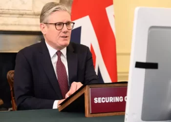 Jefes militares se reúnen en el Reino Unido para discutir la fuerza de paz de Ucrania