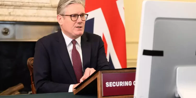 Jefes militares se reúnen en el Reino Unido para discutir la fuerza de paz de Ucrania