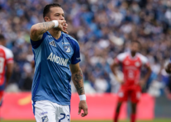 Millonarios se convirtió en nuevo líder de la Liga, pero perdería a su goleador para el resto del 2025: esta es la dura lesión de Leo Castro