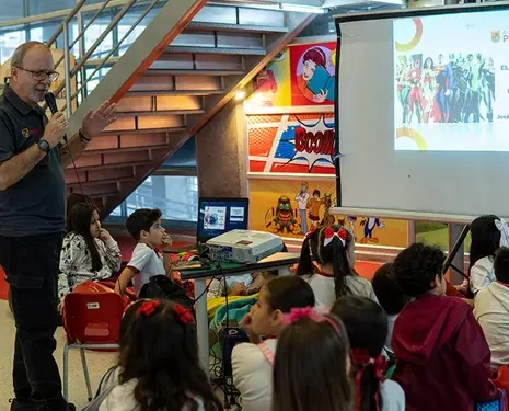Presentando la colección de obras de Escritores Pereiranos, Secretaría de Cultura conmemoró el Día del Idioma