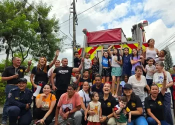 El Cuerpo Oficial de Bomberos Pereira forma a los pequeños guardianes de la ciudad