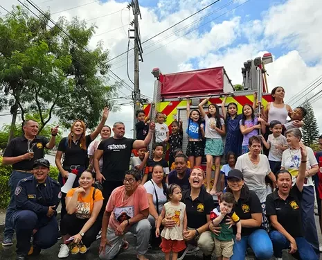 El Cuerpo Oficial de Bomberos Pereira forma a los pequeños guardianes de la ciudad