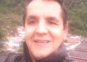 AMOR QUE NO PASA JAMÁS(2).