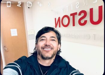 Profesor Pedro Pablo Cárdenas Alzate recibe reconocimiento internacional por mejor conferencia en evento científico en Houston