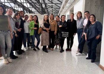 Visita de Estelle Vanwambeke al Departamento de Humanidades UTP: un encuentro intercultural y académico
