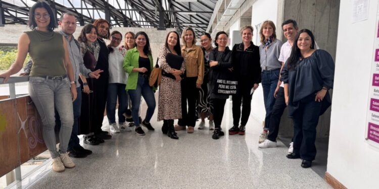 Visita de Estelle Vanwambeke al Departamento de Humanidades UTP: un encuentro intercultural y académico