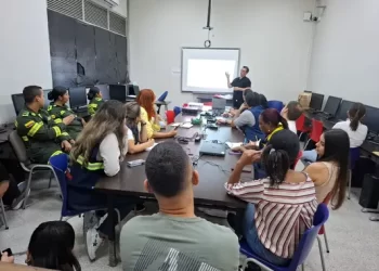 Personal de la Diger Pereira se capacita en atención inclusiva