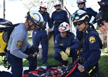 Bomberos Oficiales Pereira se preparan para la reacreditación del grupo USAR COL-22