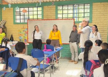 Risaralda asegura personal de servicios generales en colegios hasta agosto de 2026